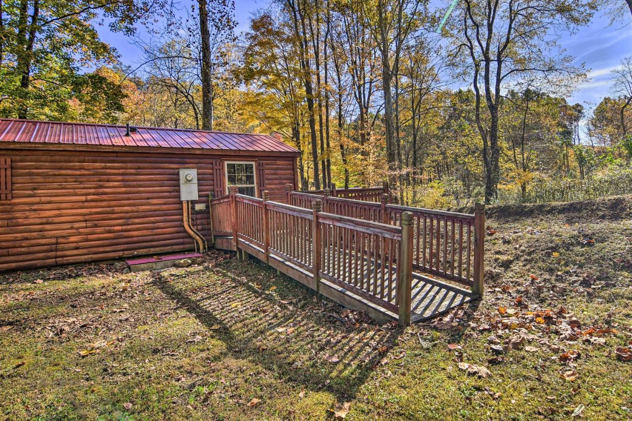 Rural Cabin Hideaway With Fire Pit And Mtn Views! Parsons Exterior photo
