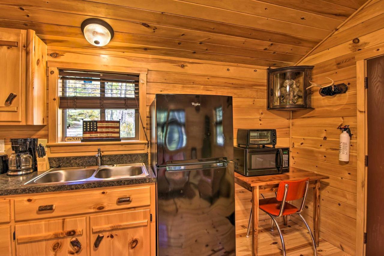 Rural Cabin Hideaway With Fire Pit And Mtn Views! Parsons Exterior photo