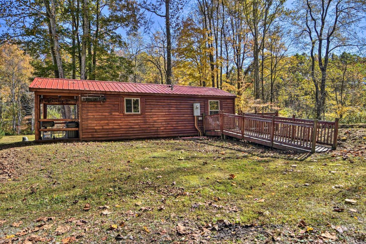 Rural Cabin Hideaway With Fire Pit And Mtn Views! Parsons Exterior photo